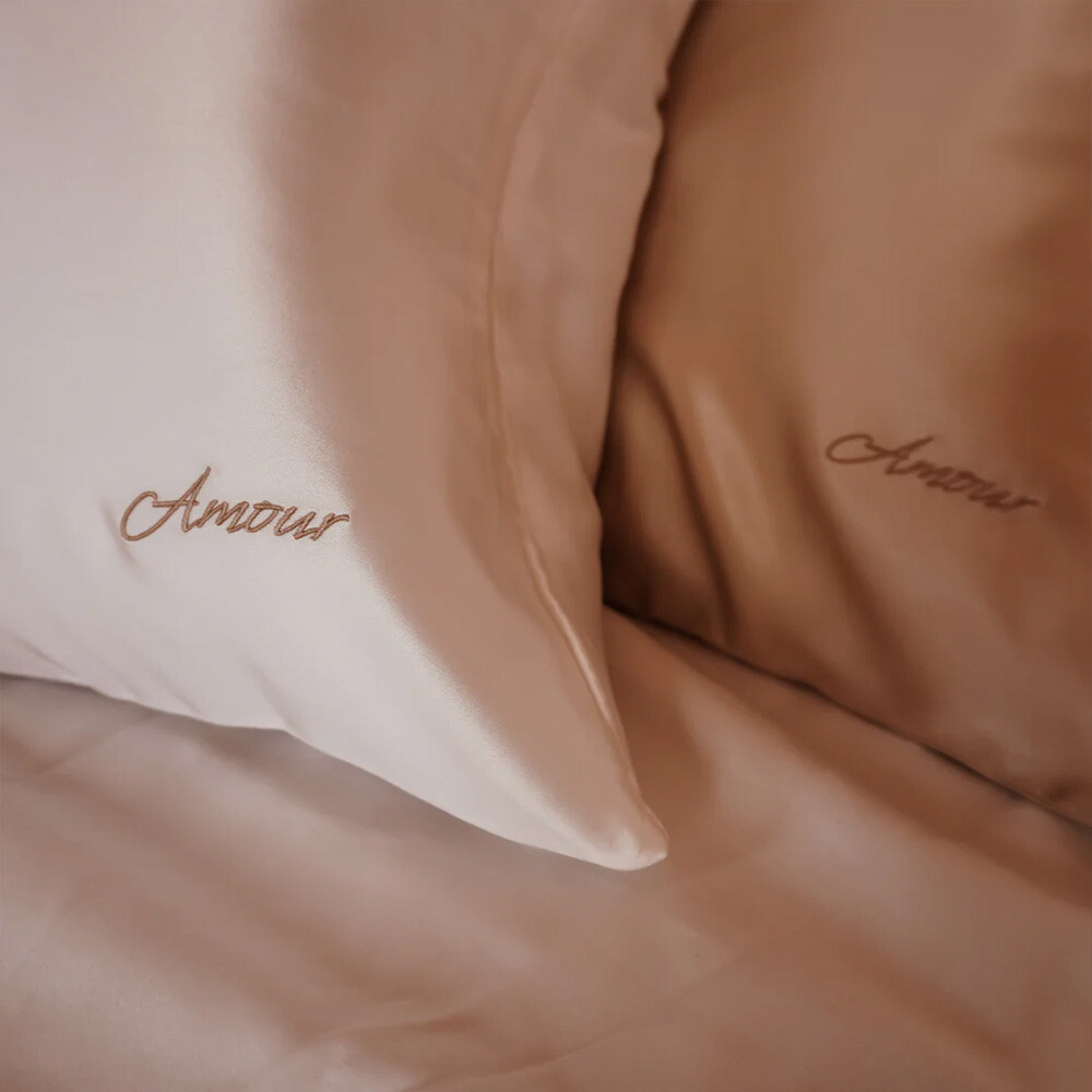 Plain Embroidered Silk Pillowcase