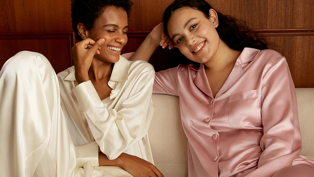 The Ultimate Guide to Buying Women’s Silk Pajamas in 2025